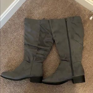 Women’s boots
